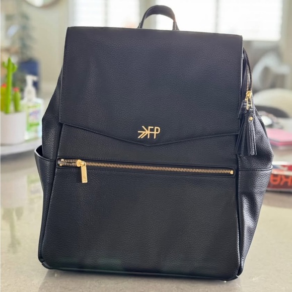 Freshly Picked Black Baby Bag - Picture 1 of 4